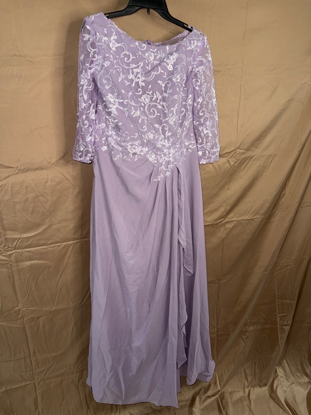 Lavender Lace & Chiffon Evening Dress - Elegant Women's Gown